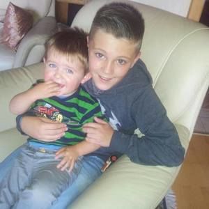 Meet your Posher, Dennis